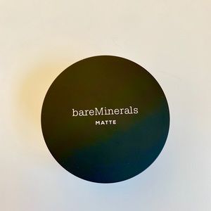 NWT .21 oz Bare Minerals Matte foundation Light 08